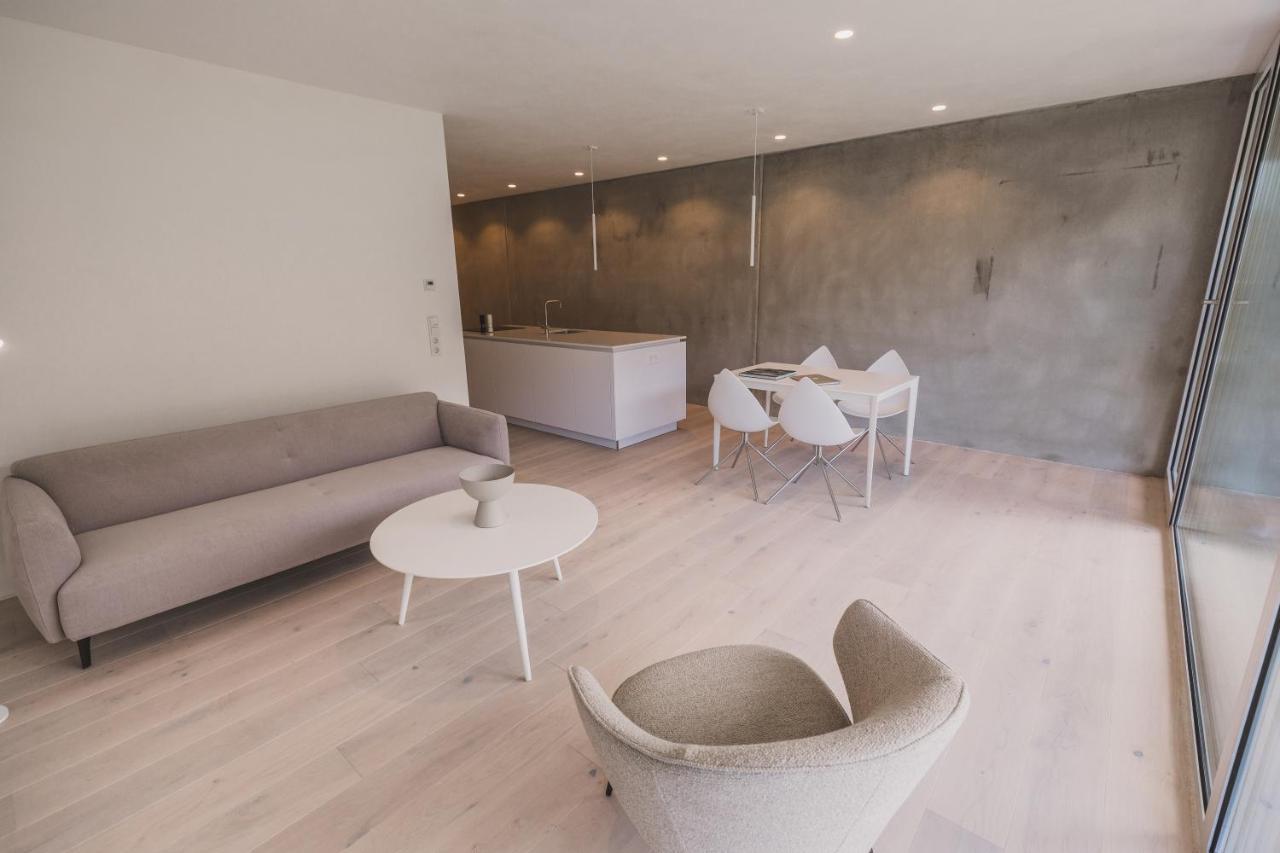 Steillage - Design Moselsuiten Mit Panoramablick Und Spa Brauneberg Esterno foto