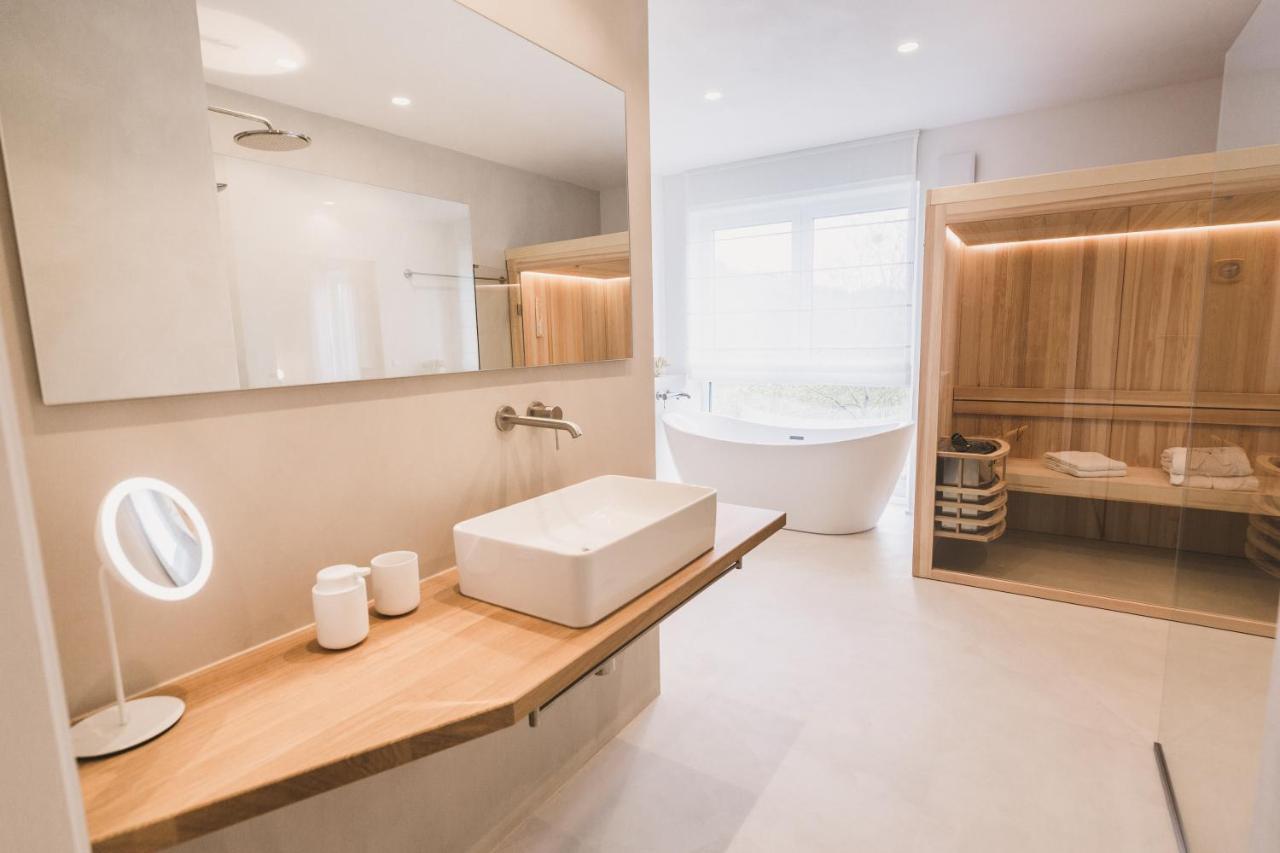 Steillage - Design Moselsuiten Mit Panoramablick Und Spa Brauneberg Esterno foto