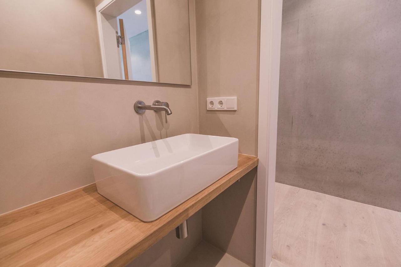 Steillage - Design Moselsuiten Mit Panoramablick Und Spa Brauneberg Esterno foto