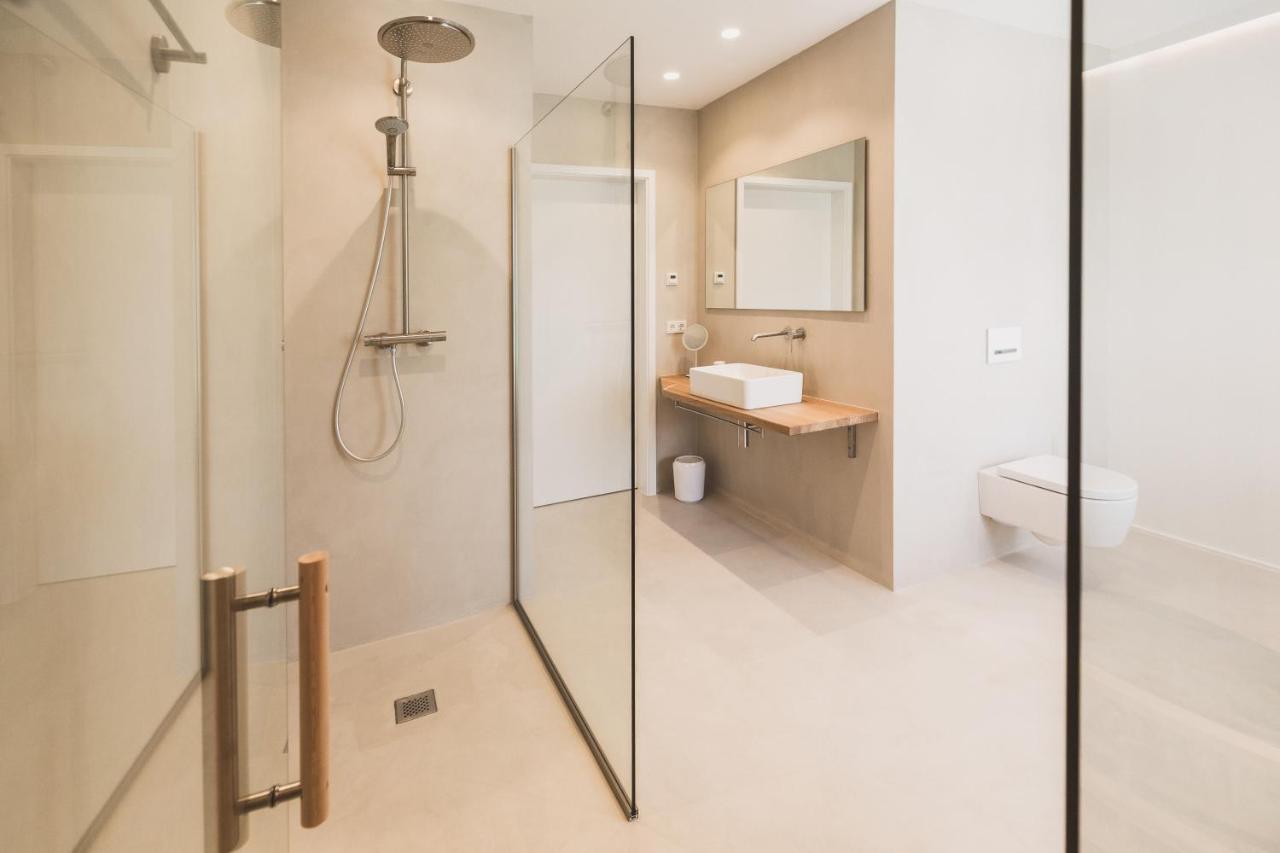 Steillage - Design Moselsuiten Mit Panoramablick Und Spa Brauneberg Esterno foto