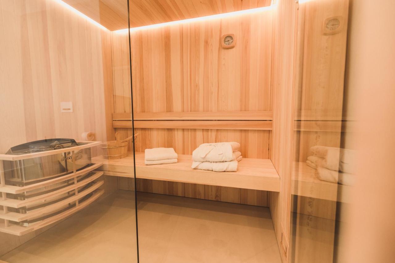 Steillage - Design Moselsuiten Mit Panoramablick Und Spa Brauneberg Esterno foto